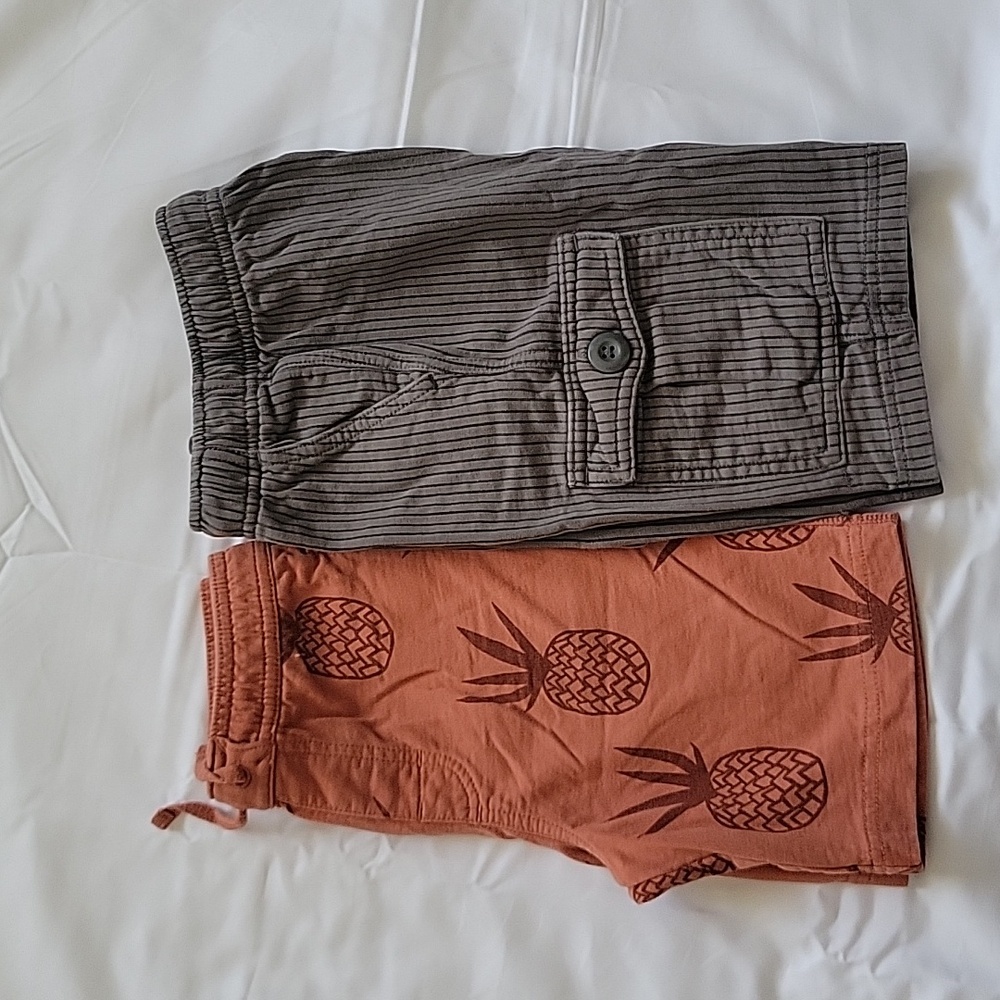 ๐3BD TEA COLLECTION/Nike Jordan. Bundle of 3 shorts. Size 5T. - Picture 8 of 16